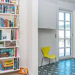 12 Person In Sonder Omme-by Traum Nyaraló *