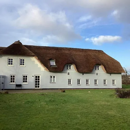 12 Person In Sonder Omme-by Traum *