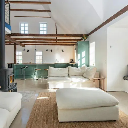 12 Person In Sonder Omme-by Traum Sdr. Omme