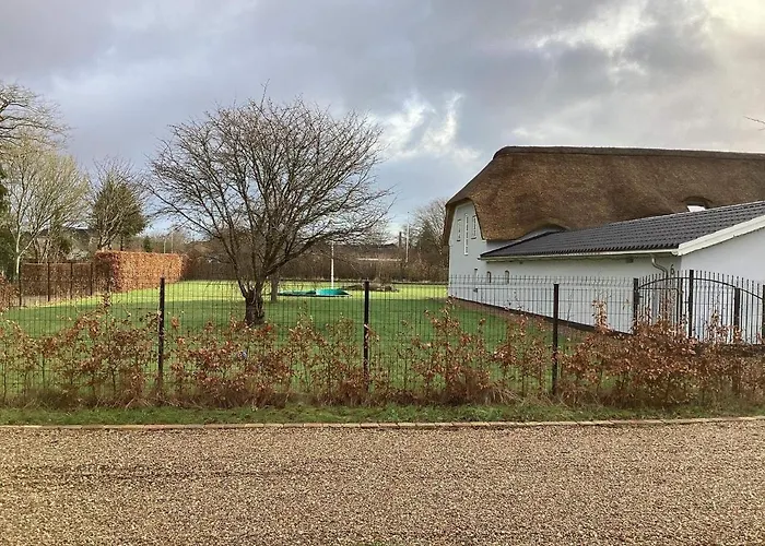 12 Person In Sonder Omme-by Traum * Omme