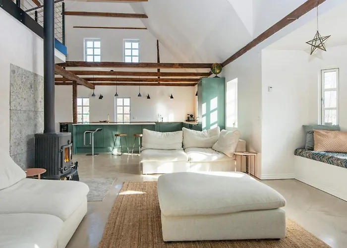 12 Person In Sonder Omme-by Traum Omme