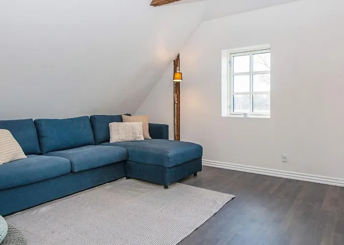 12 Person In Sonder Omme-by Traum * Omme